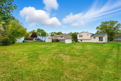 Tiny photo for 38633 N Cedar Avenue, Beach Park, IL 60099 (MLS # 12499662)