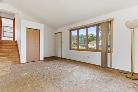 Tiny photo for 38633 N Cedar Avenue, Beach Park, IL 60099 (MLS # 12499662)