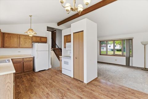 Tiny photo for 38633 N Cedar Avenue, Beach Park, IL 60099 (MLS # 12499662)