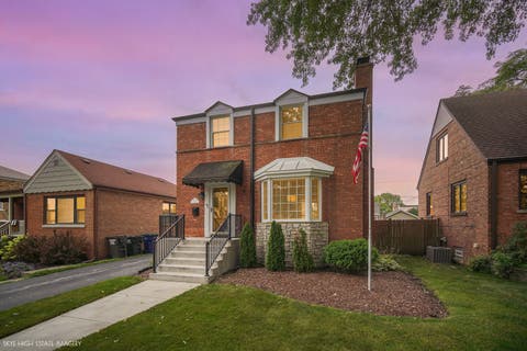 Tiny photo for 9717 S Hamlin Avenue, Evergreen Park, IL 60805 (MLS # 12723068)