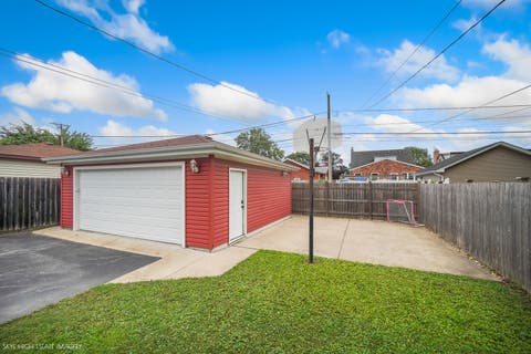 Tiny photo for 9717 S Hamlin Avenue, Evergreen Park, IL 60805 (MLS # 12723068)