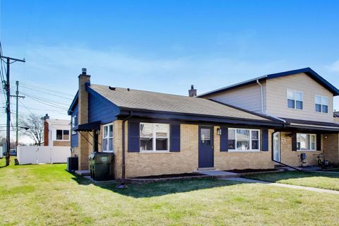 9011 N Grace Avenue Niles IL 60714