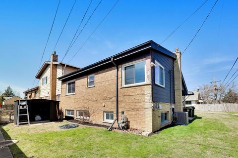 Tiny photo for 9011 N Grace Avenue, Niles, IL 60714 (MLS # 12601697)