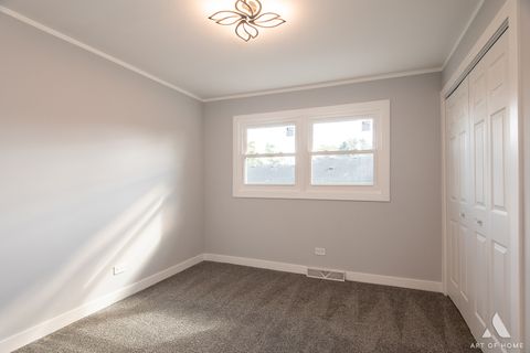 Tiny photo for 10956 S Nagle Avenue, Worth, IL 60482 (MLS # 12503008)