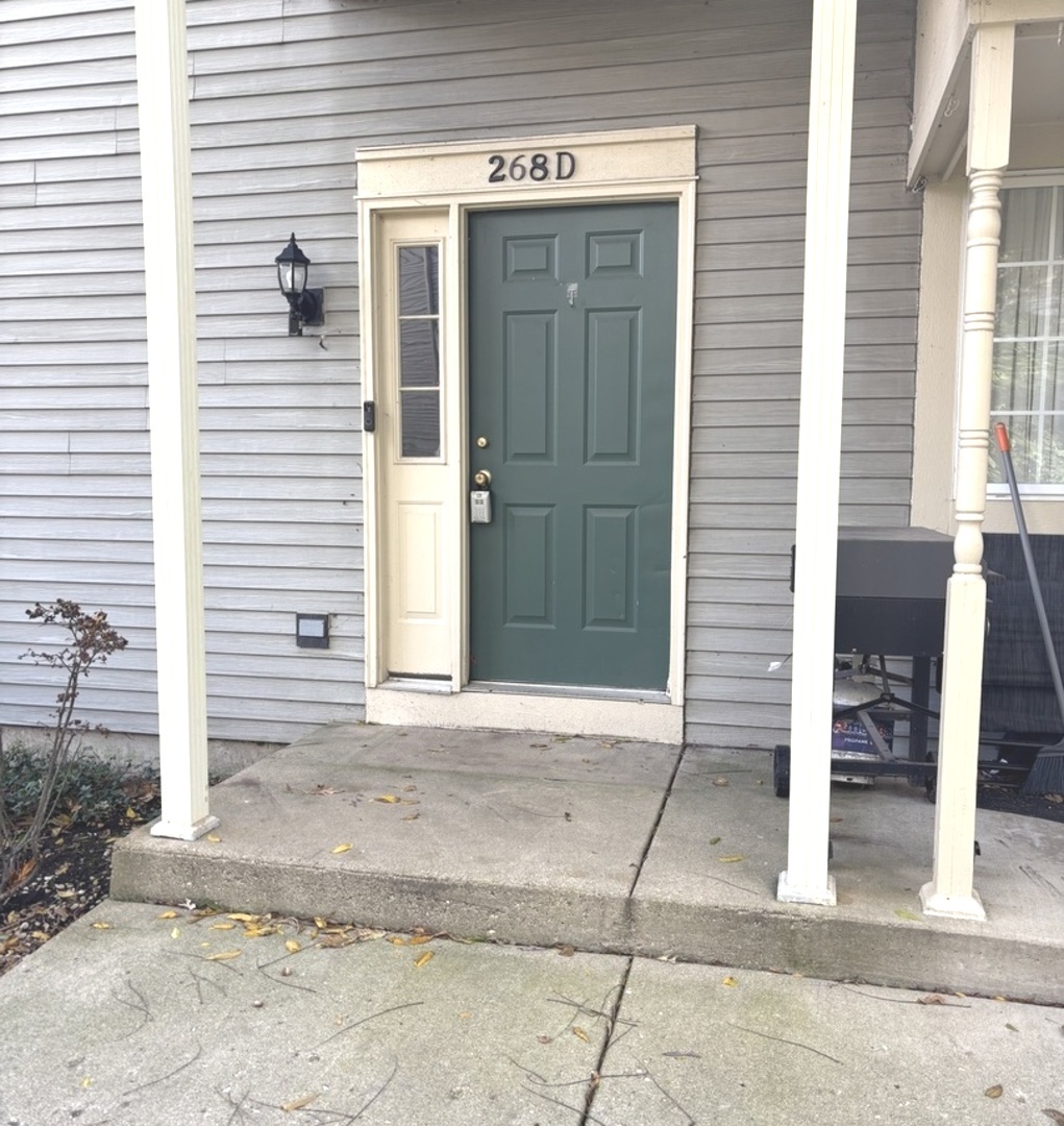 South Elgin, Illinois 60177, United States, 2 Bedrooms Bedrooms, ,1 BathroomBathrooms,Residential,Active,231769