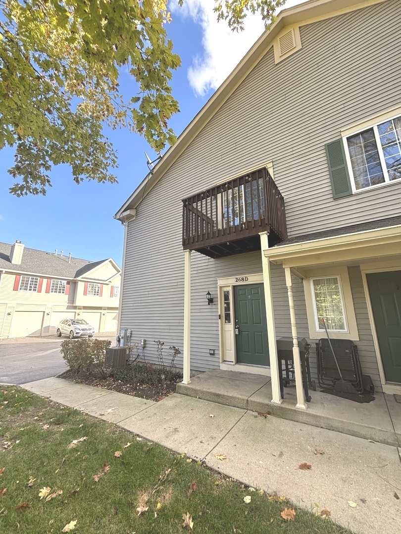 South Elgin, Illinois 60177, United States, 2 Bedrooms Bedrooms, ,1 BathroomBathrooms,Residential,Active,231769