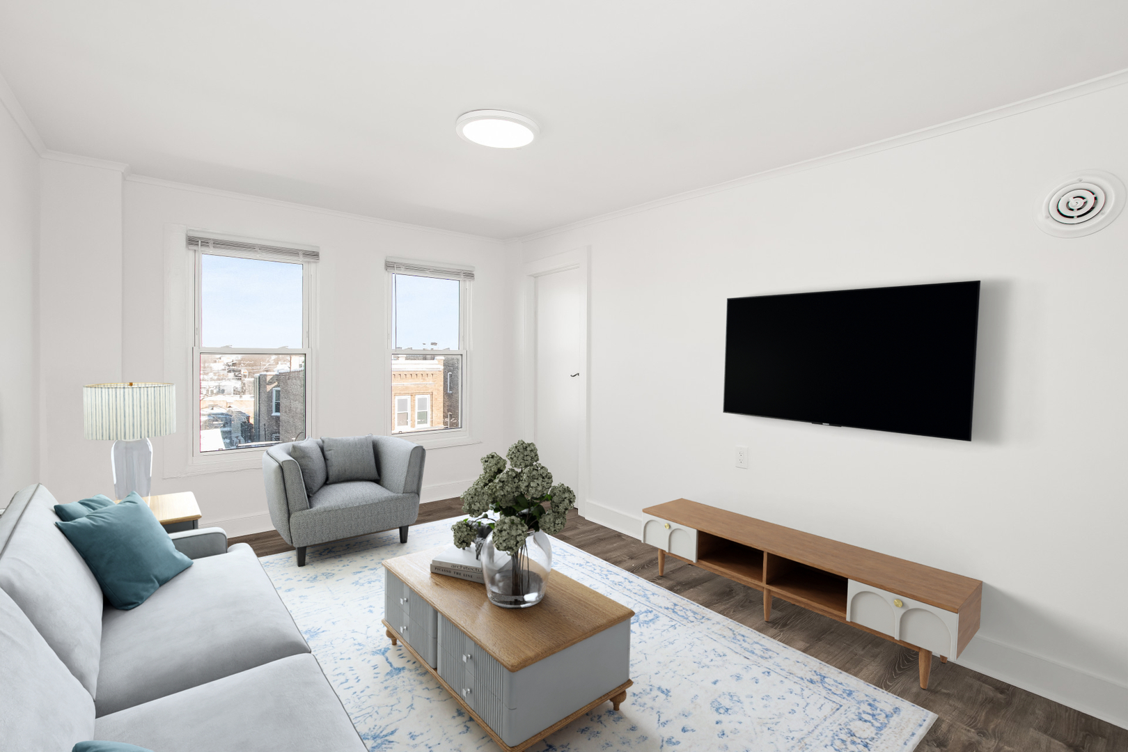 1919 W Chicago Avenue 4