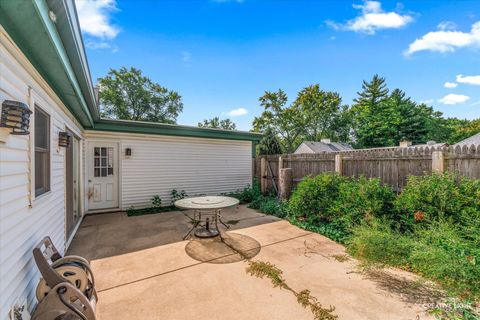 Tiny photo for 117 Boulder Hill Pass #117, Montgomery, IL 60538 (MLS # 12471027)