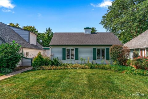 Tiny photo for 117 Boulder Hill Pass #117, Montgomery, IL 60538 (MLS # 12471027)