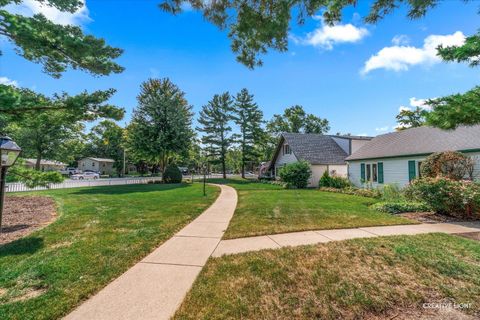 Tiny photo for 117 Boulder Hill Pass #117, Montgomery, IL 60538 (MLS # 12471027)