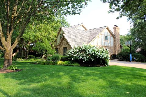 A home in Burr Ridge