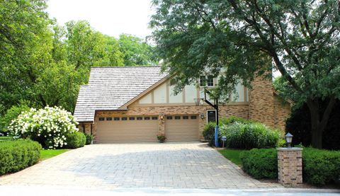 A home in Burr Ridge