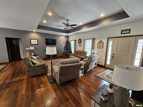 Tiny photo for 10586 N Spring Garden Lane, Mt Vernon, IL 62864 (MLS # EB460697)