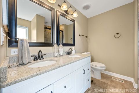 Tiny photo for 227 Faircroft Road, Bartlett, IL 60103 (MLS # 12450811)