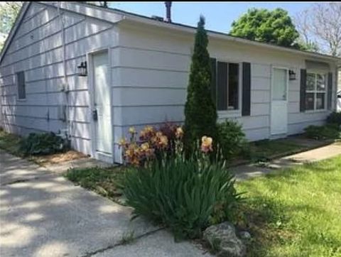 Tiny photo for 2203 W Kirby Avenue, Champaign, IL 61821 (MLS # 12525376)