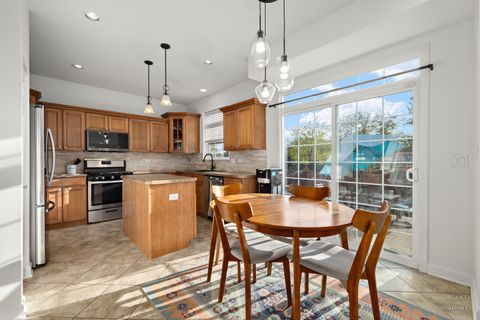 Tiny photo for 32108 N Rockwell Drive, Lakemoor, IL 60051 (MLS # 12491249)