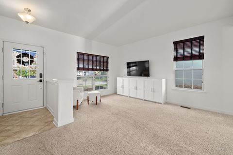 Tiny photo for 32108 N Rockwell Drive, Lakemoor, IL 60051 (MLS # 12491249)