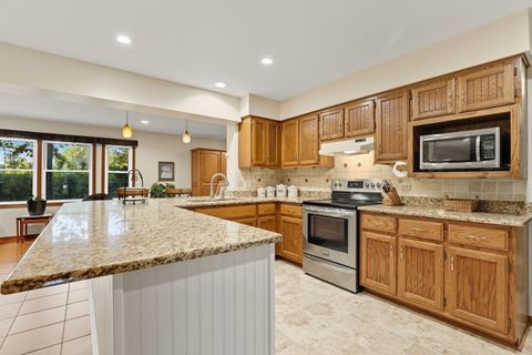 Tiny photo for 764 Leslie Lane, Frankfort, IL 60423 (MLS # 12476605)