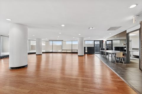 Tiny photo for 5415 N SHERIDAN Road #3311, Chicago, IL 60640 (MLS # 12430302)