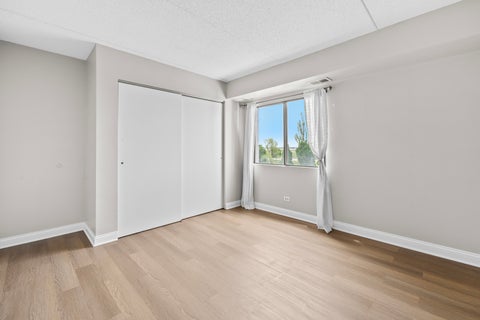Tiny photo for 375 Plum Creek Drive #312, Wheeling, IL 60090 (MLS # 12685812)