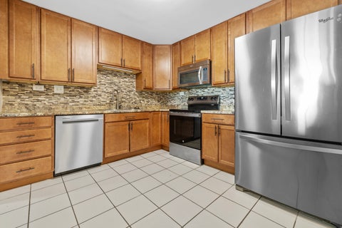 Tiny photo for 375 Plum Creek Drive #312, Wheeling, IL 60090 (MLS # 12685812)