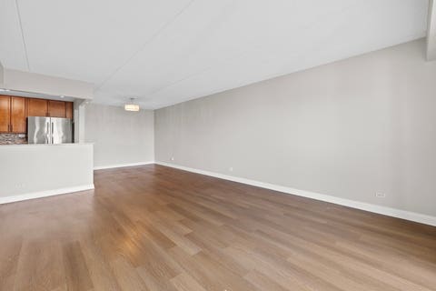 Tiny photo for 375 Plum Creek Drive #312, Wheeling, IL 60090 (MLS # 12685812)