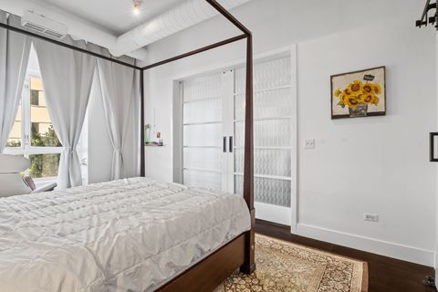 Tiny photo for 1640 Maple Avenue #304, Evanston, IL 60201 (MLS # 12502815)