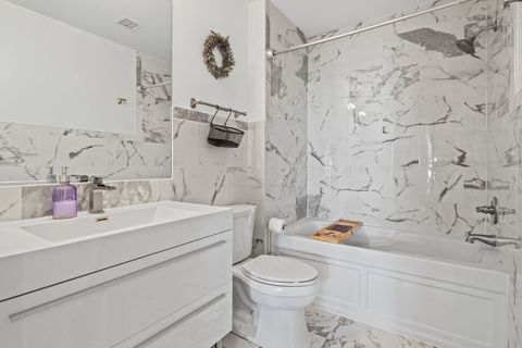 Tiny photo for 1640 Maple Avenue #304, Evanston, IL 60201 (MLS # 12502815)