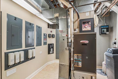 Tiny photo for 515 S Sunnyside Avenue, Elmhurst, IL 60126 (MLS # 12732117)