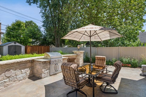 Tiny photo for 515 S Sunnyside Avenue, Elmhurst, IL 60126 (MLS # 12732117)