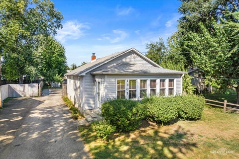 Tiny photo for 1305 5th Street, Montgomery, IL 60538 (MLS # 12757919)