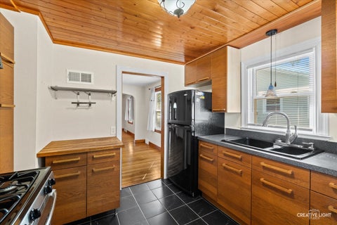 Tiny photo for 1305 5th Street, Montgomery, IL 60538 (MLS # 12757919)