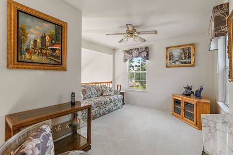 Tiny photo for 133 White Branch S Court #133, Schaumburg, IL 60194 (MLS # 12492397)
