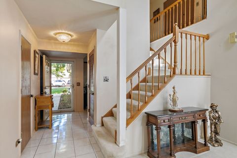 Tiny photo for 133 White Branch S Court #133, Schaumburg, IL 60194 (MLS # 12492397)