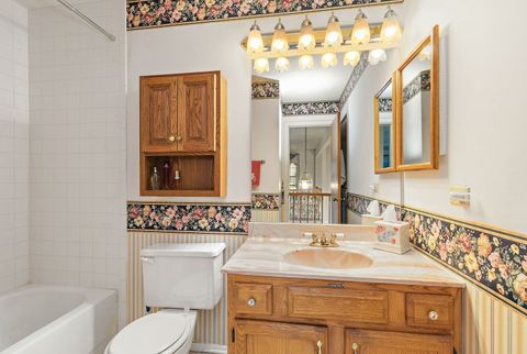 Tiny photo for 133 White Branch S Court #133, Schaumburg, IL 60194 (MLS # 12492397)