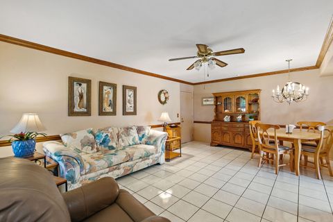 Tiny photo for 133 White Branch S Court #133, Schaumburg, IL 60194 (MLS # 12492397)