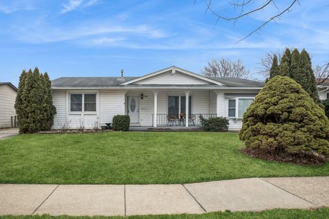 Photo of 988 Cooper Court, Elk Grove Village, IL 60007 (MLS # 12566340)
