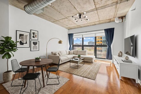 Tiny photo for 807 DAVIS Street #505, Evanston, IL 60201 (MLS # 12745838)