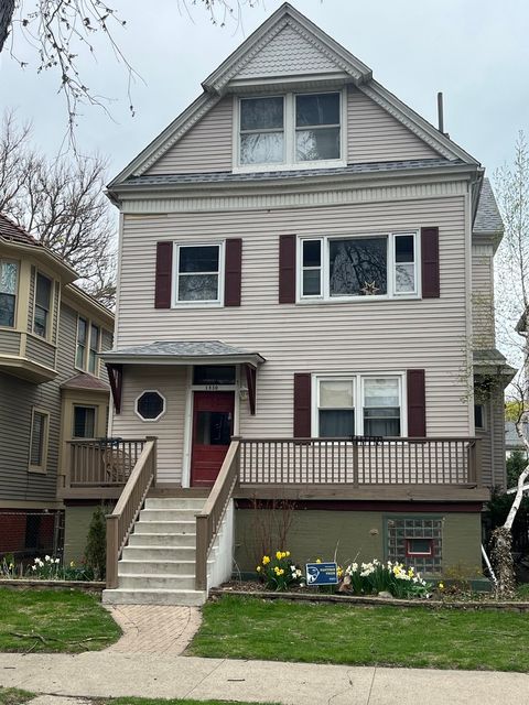 1330 W Norwood Avenue Chicago IL 60660