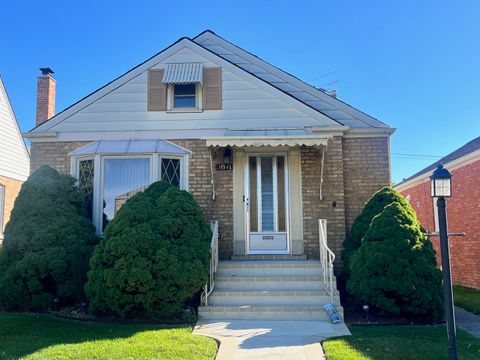 Photo of 3841 N Page Avenue, Chicago, IL 60634 (MLS # 12494033)