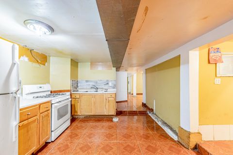 Tiny photo for 5948 S Throop Street, Chicago, IL 60636 (MLS # 12446386)