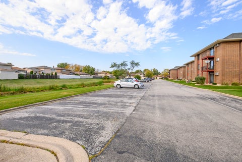 Tiny photo for 15736 Terrace Drive #R02, Oak Forest, IL 60452 (MLS # 12782117)
