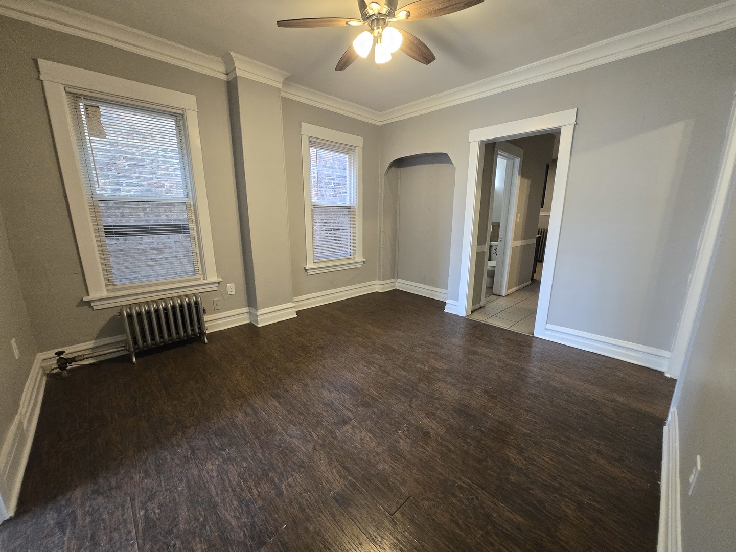 7132 S Ingleside Avenue