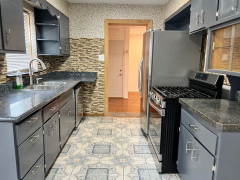 Tiny photo for 7427 TRIPP Avenue, Skokie, IL 60076 (MLS # 12516627)