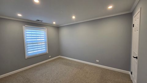 Tiny photo for 21 Superior Court #N2, Schaumburg, IL 60193 (MLS # 12598832)