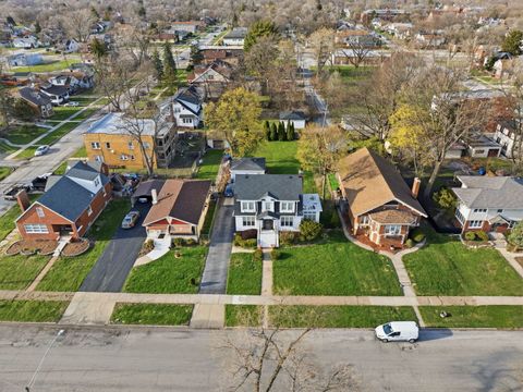 Tiny photo for 15 E 155th Street, Harvey, IL 60426 (MLS # 12614231)