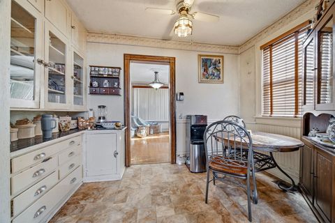 Tiny photo for 15 E 155th Street, Harvey, IL 60426 (MLS # 12614231)