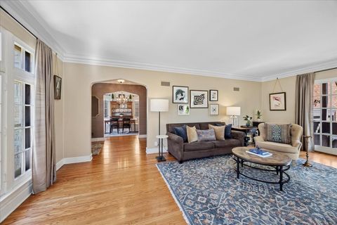 Tiny photo for 1321 Monroe Avenue, River Forest, IL 60305 (MLS # 12587091)