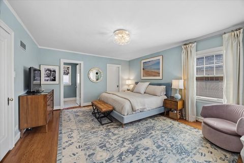 Tiny photo for 1321 Monroe Avenue, River Forest, IL 60305 (MLS # 12587091)