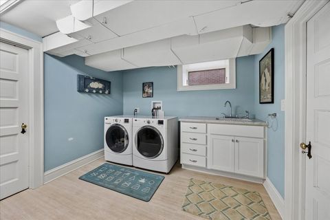 Tiny photo for 1321 Monroe Avenue, River Forest, IL 60305 (MLS # 12587091)